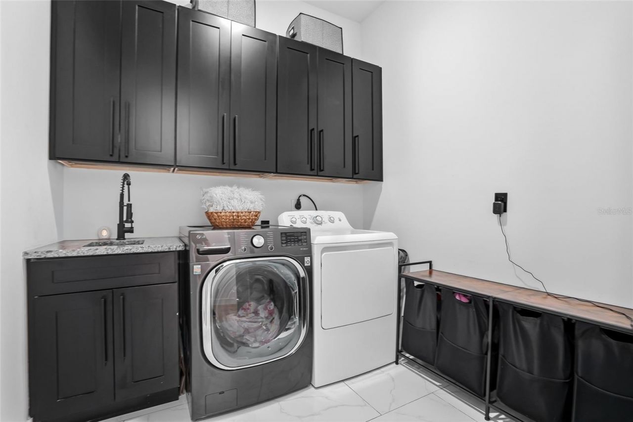 7818 N Hubert Avenue, Tampa, FL 33614 Photo