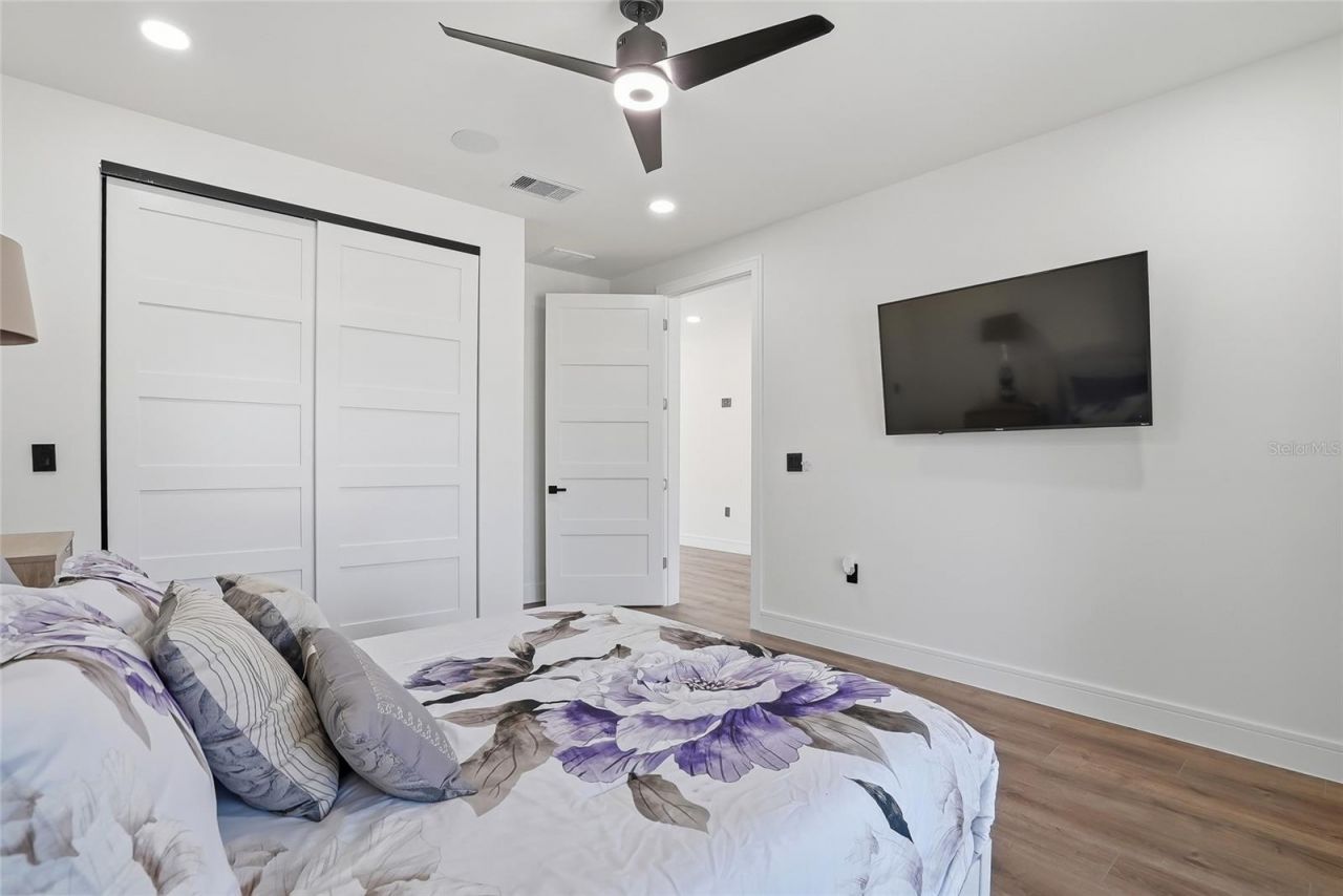 7818 N Hubert Avenue, Tampa, FL 33614 Photo