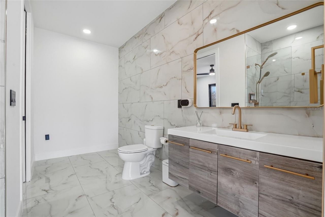 7818 N Hubert Avenue, Tampa, FL 33614 Photo