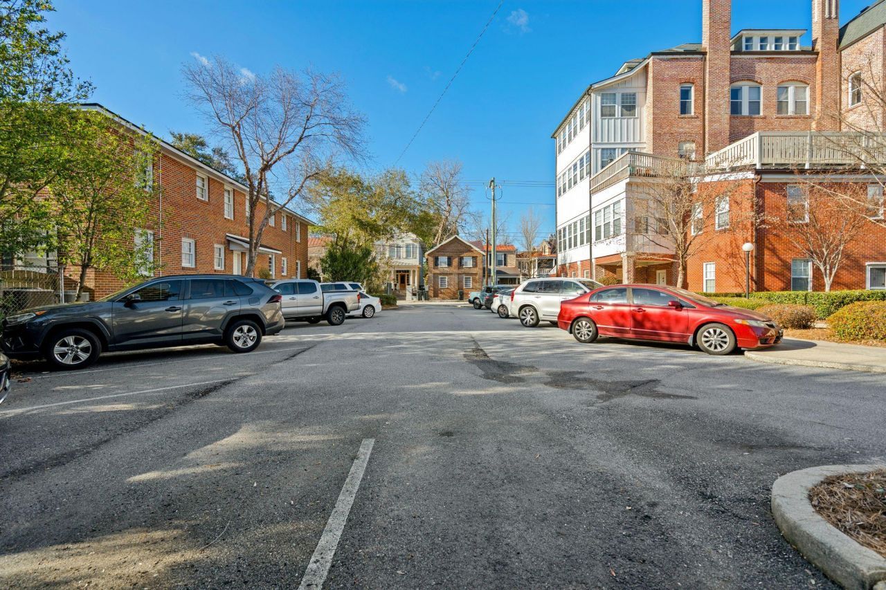 55 Ashley Avenue Photo 27