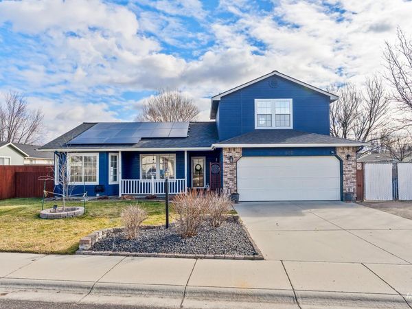 528 N Elizabeth, Star, ID 83669