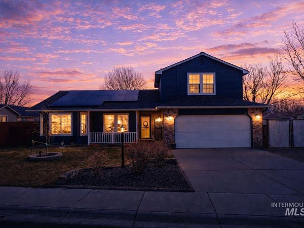 528 N Elizabeth, Star, ID 83669