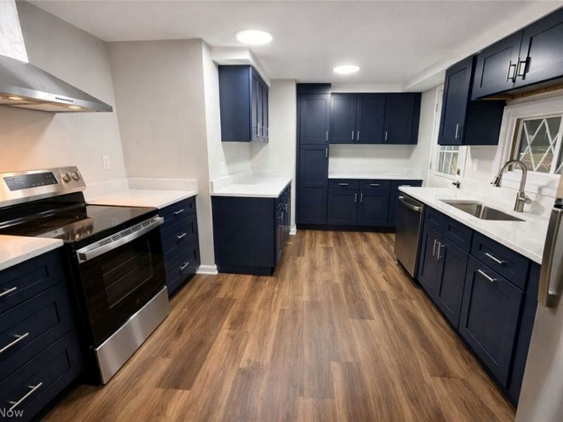 18832 Maplewood Lane, Chagrin Falls, OH 44023 Photo 4