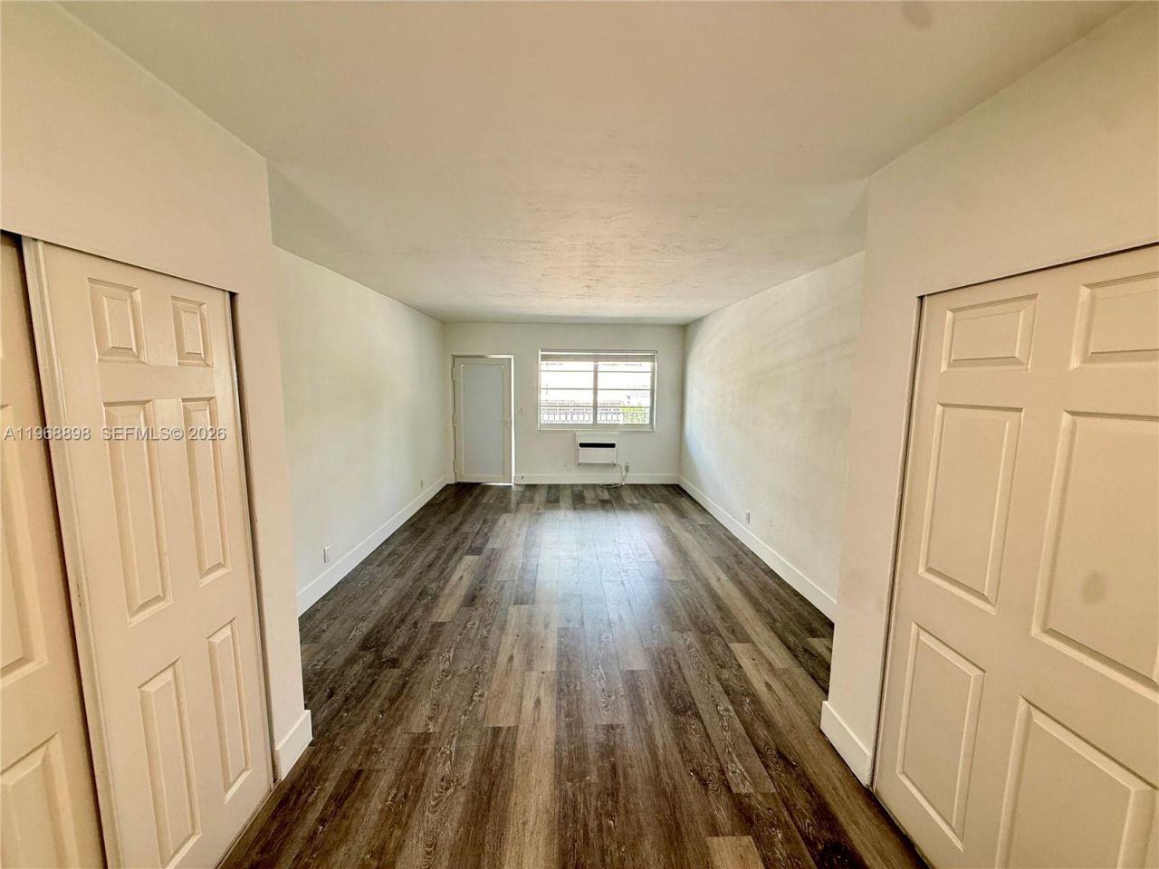 158 Ocean Dr, Unit 203, Miami Beach, FL 33139 Photo