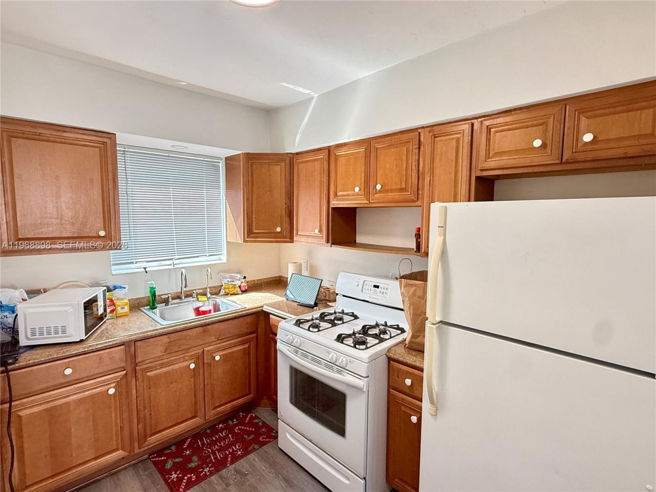 158 Ocean Dr, Unit 203, Miami Beach, FL 33139 Photo