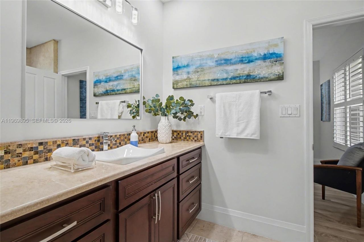 5186 Tallowood Way , Naples, FL 34116 Photo