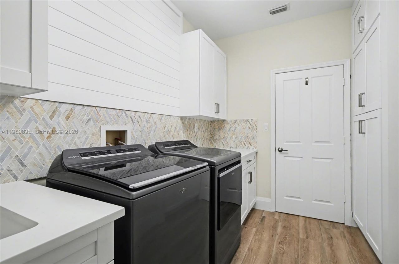 5186 Tallowood Way , Naples, FL 34116 Photo