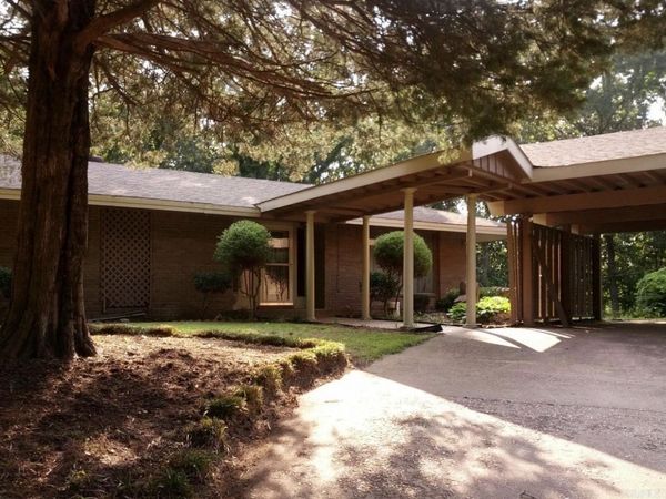 320 Mccollum Drive, Forrest City, AR 72335