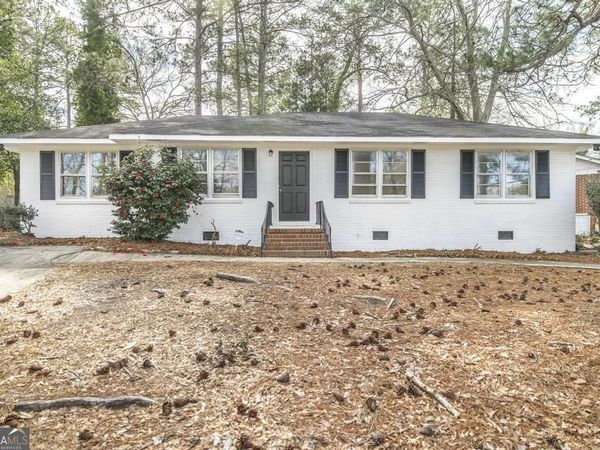 4158 Log Cabin Drive, Macon, GA 31204