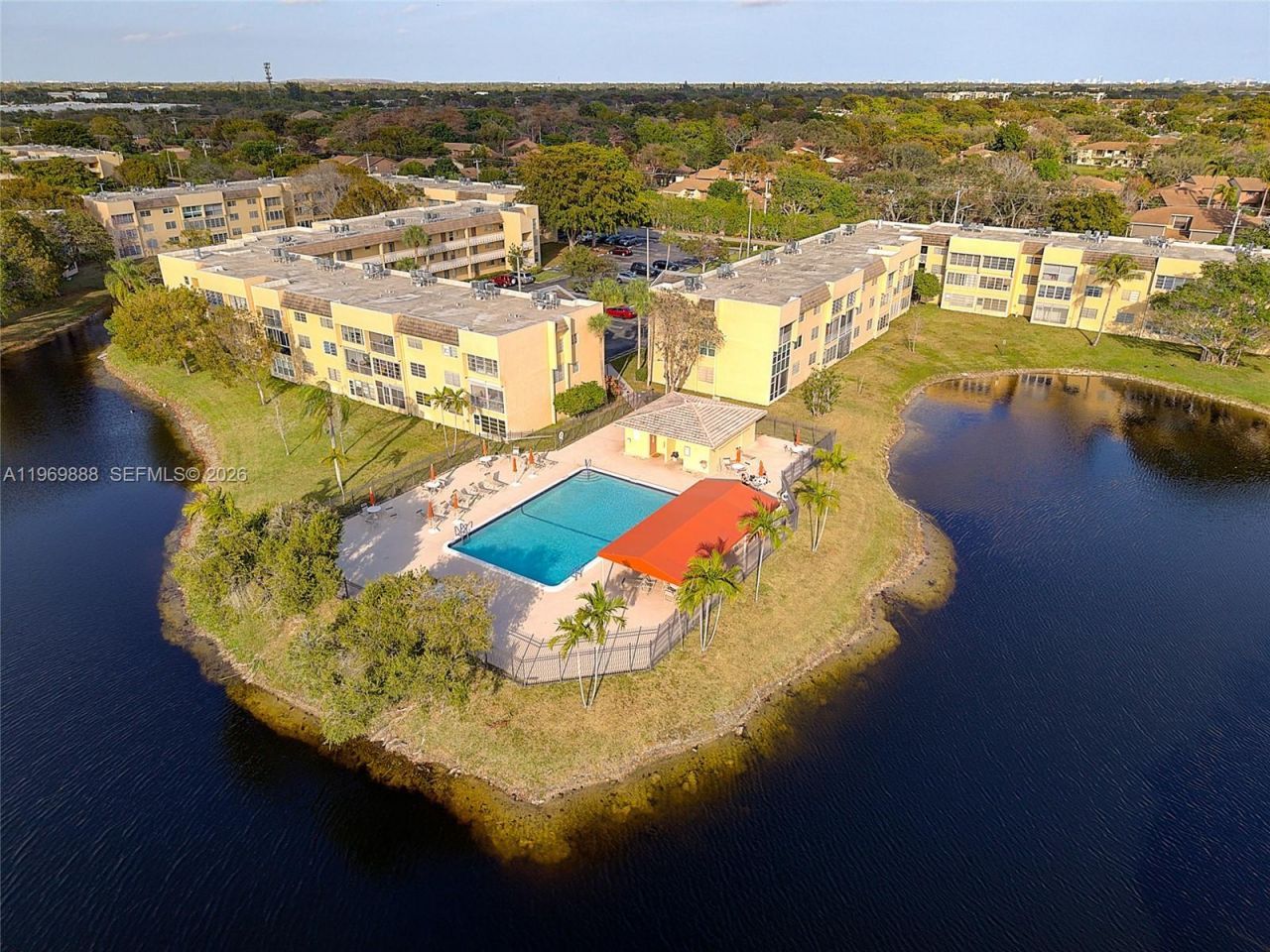 5851 NW 62nd Ave, Unit 210, Tamarac, FL 33319 Photo