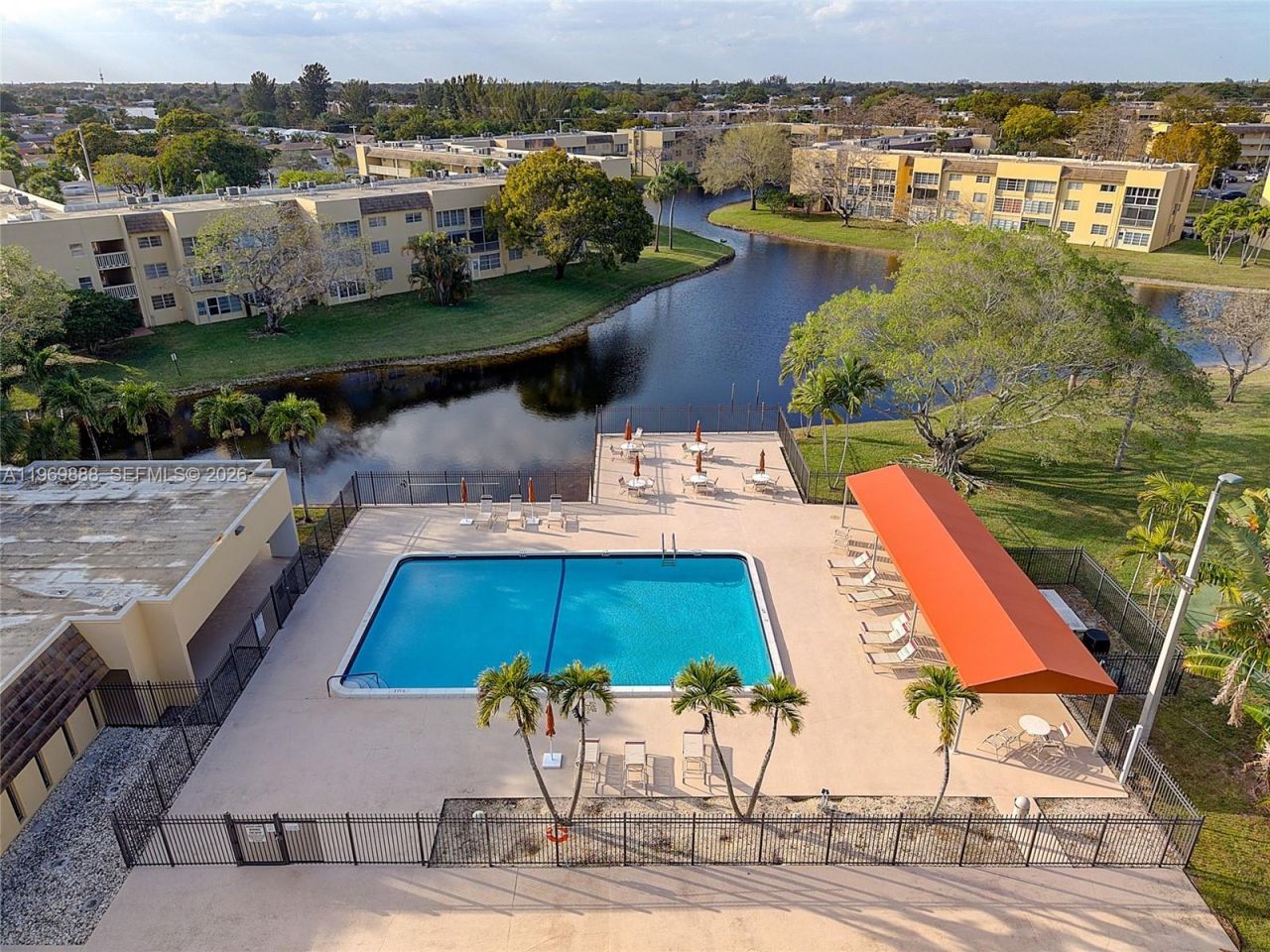 5851 NW 62nd Ave, Unit 210, Tamarac, FL 33319 Photo