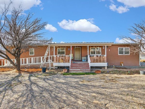 255 Calle De Blas , Corrales, NM 87048