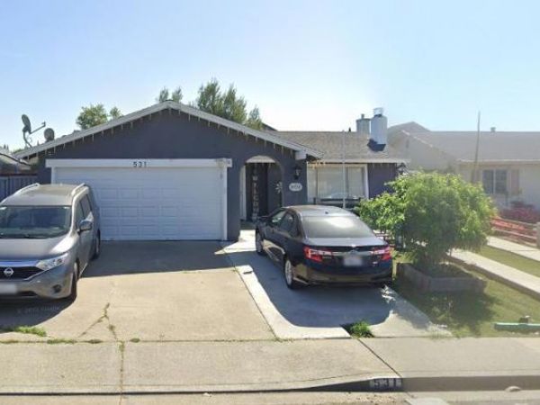 531 Colonial Circle, Vacaville, CA 95687