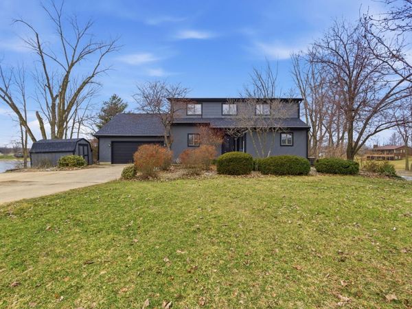 69270 Arrowhead Circle, White Pigeon, MI 49099