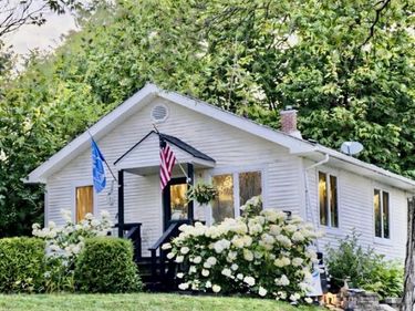 1820 W Genesee Street, Lapeer, MI 48446