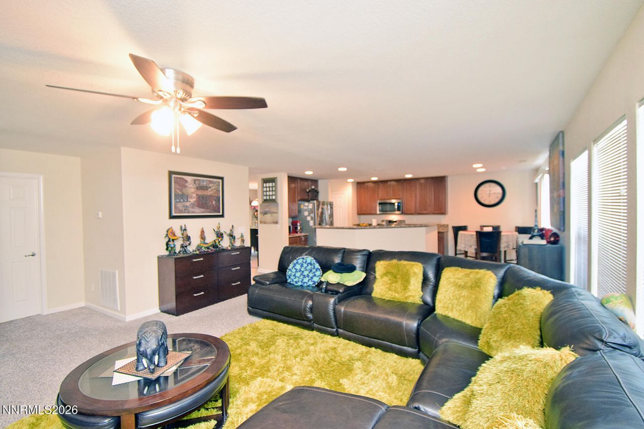 9190 Streagle Way, Reno, NV 89506 Photo