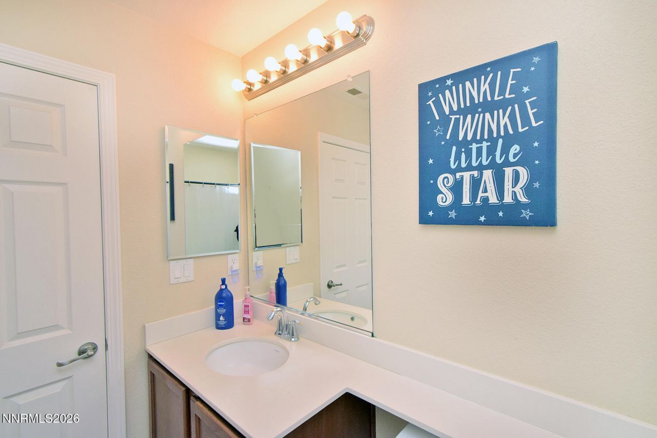 9190 Streagle Way, Reno, NV 89506 Photo