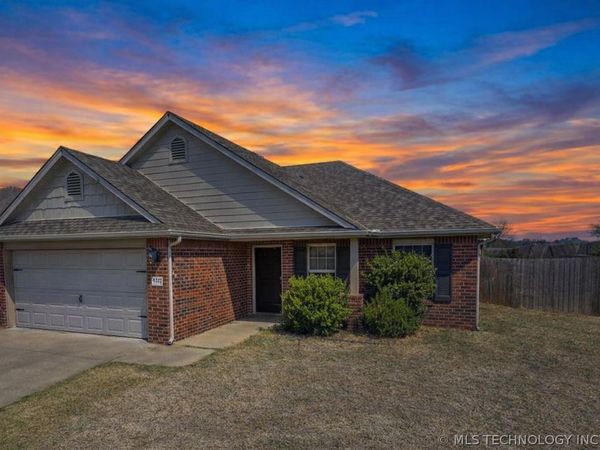 3347 S 207th East Avenue, Broken Arrow, OK 74014