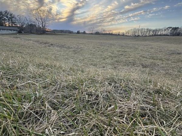 0142 Esto Heights Road , Russell Springs, KY 42642