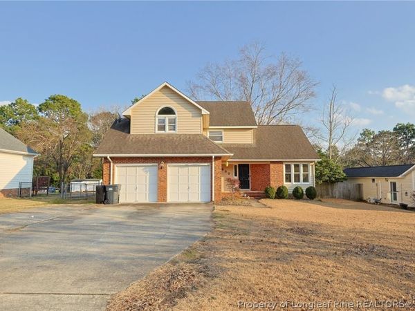 955 Pepperwood Drive, Fayetteville, NC 28311