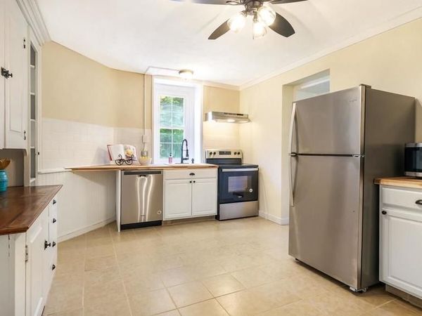 4564 DURHAM ROAD, Unit B, DOYLESTOWN, PA 18902