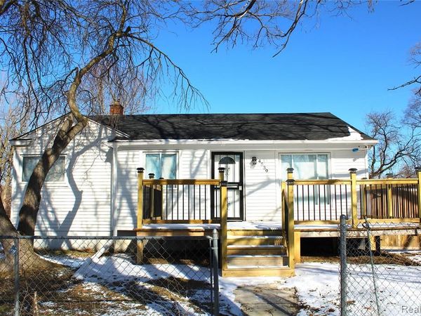4539 TRUMBULL Drive, Flint, MI 48504
