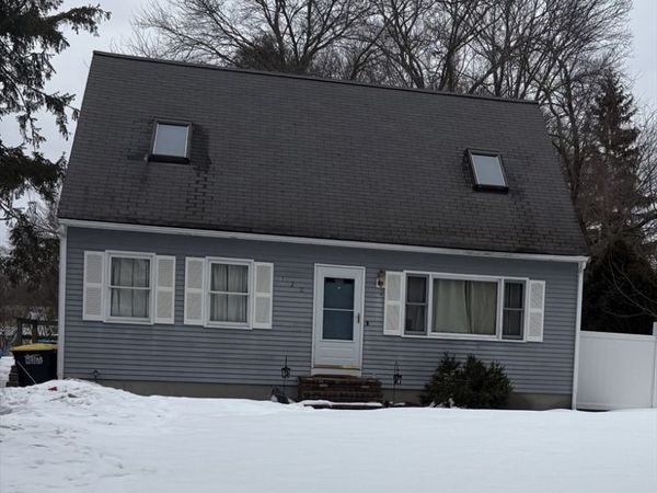 120 Worcester St, Bridgewater, MA 02324