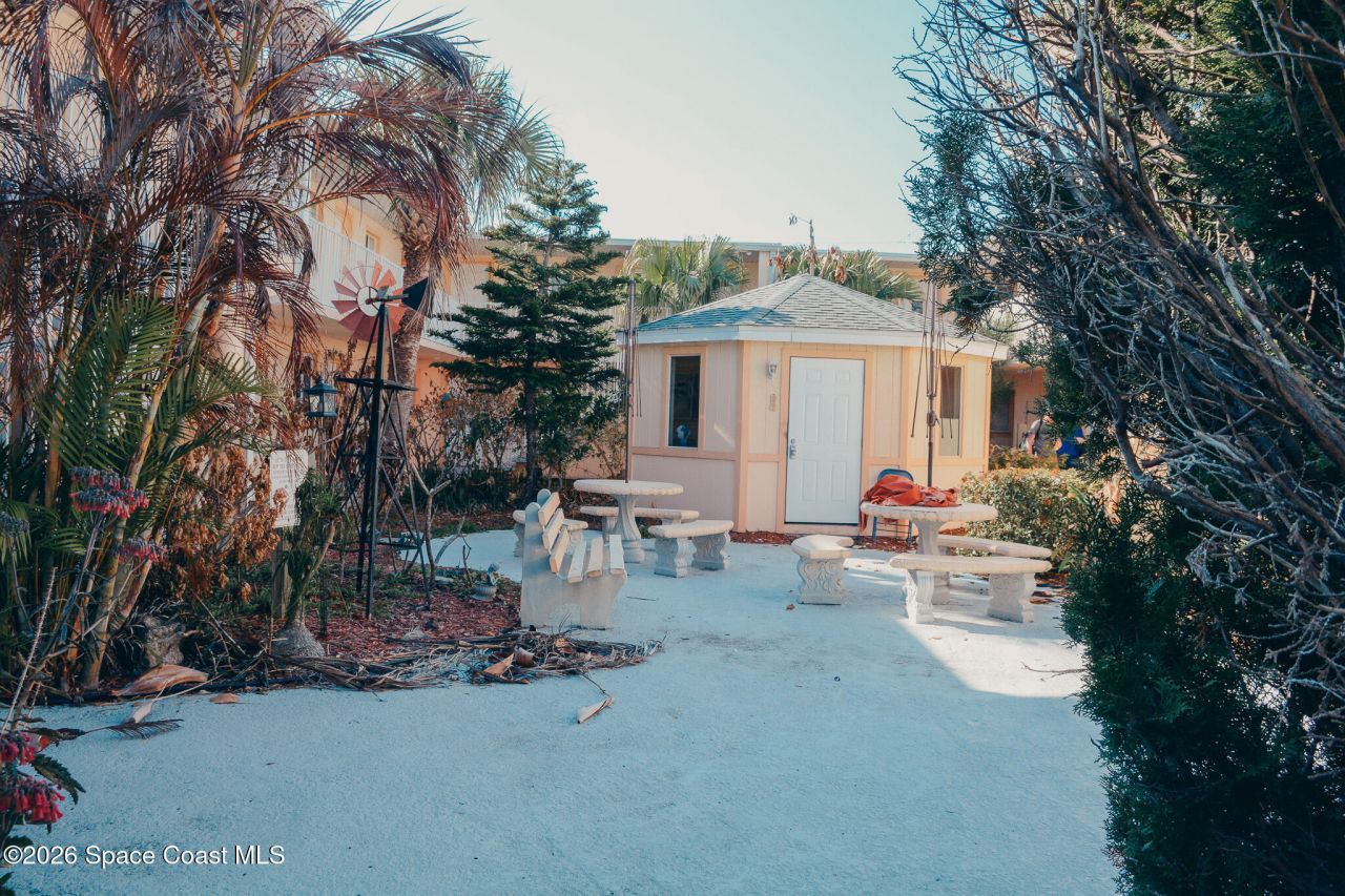 211 Circle Drive, Unit 27c, Cape Canaveral, FL 32920 Photo