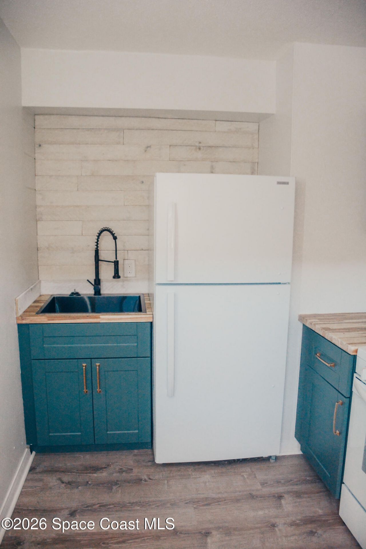 211 Circle Drive, Unit 27c, Cape Canaveral, FL 32920 Photo