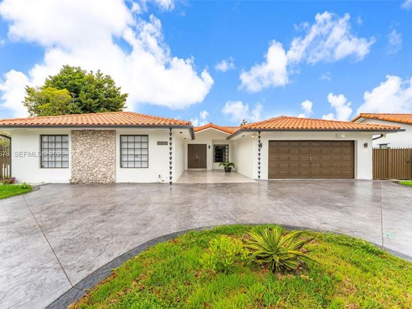 13202 SW 12th Ln, Miami, FL 33184
