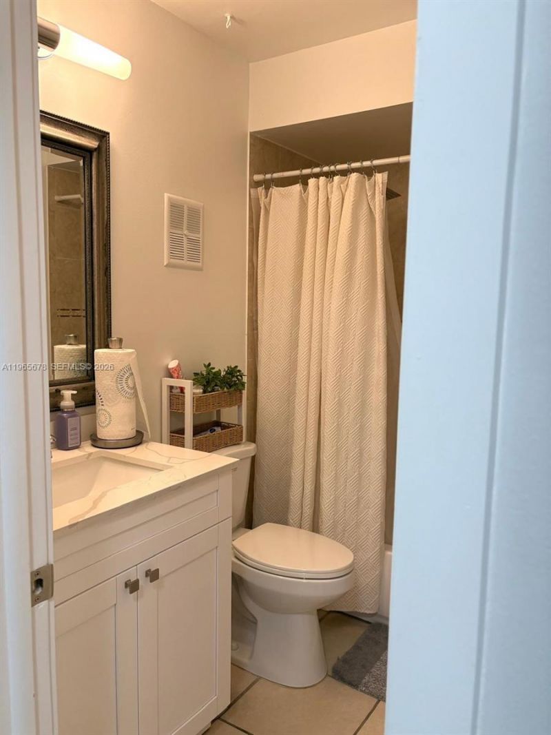 13202 SW 12th Ln, Miami, FL 33184 Photo