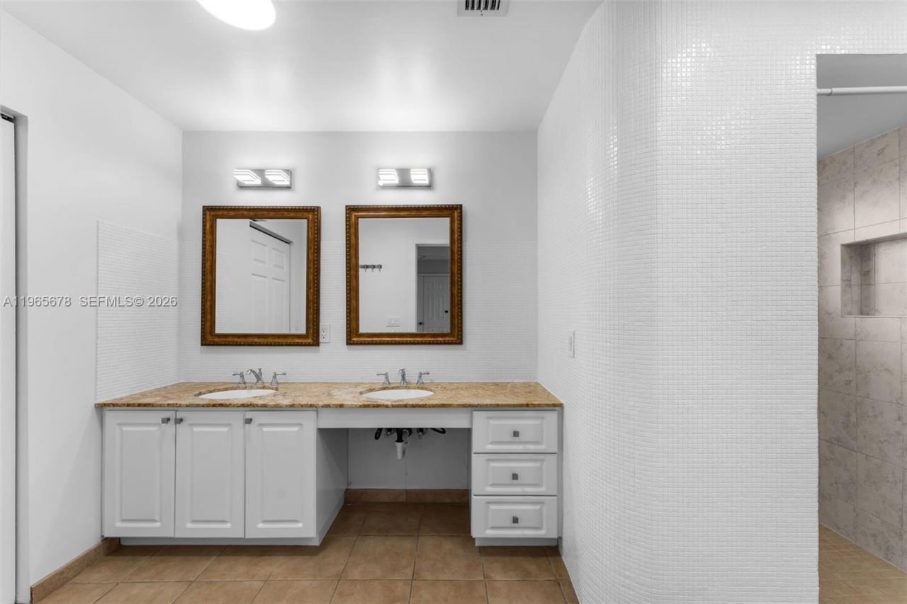 13202 SW 12th Ln, Miami, FL 33184 Photo