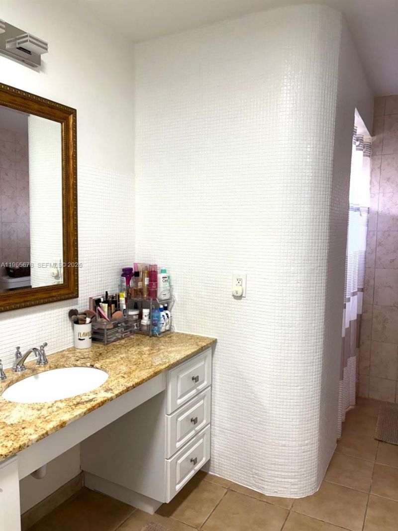 13202 SW 12th Ln, Miami, FL 33184 Photo