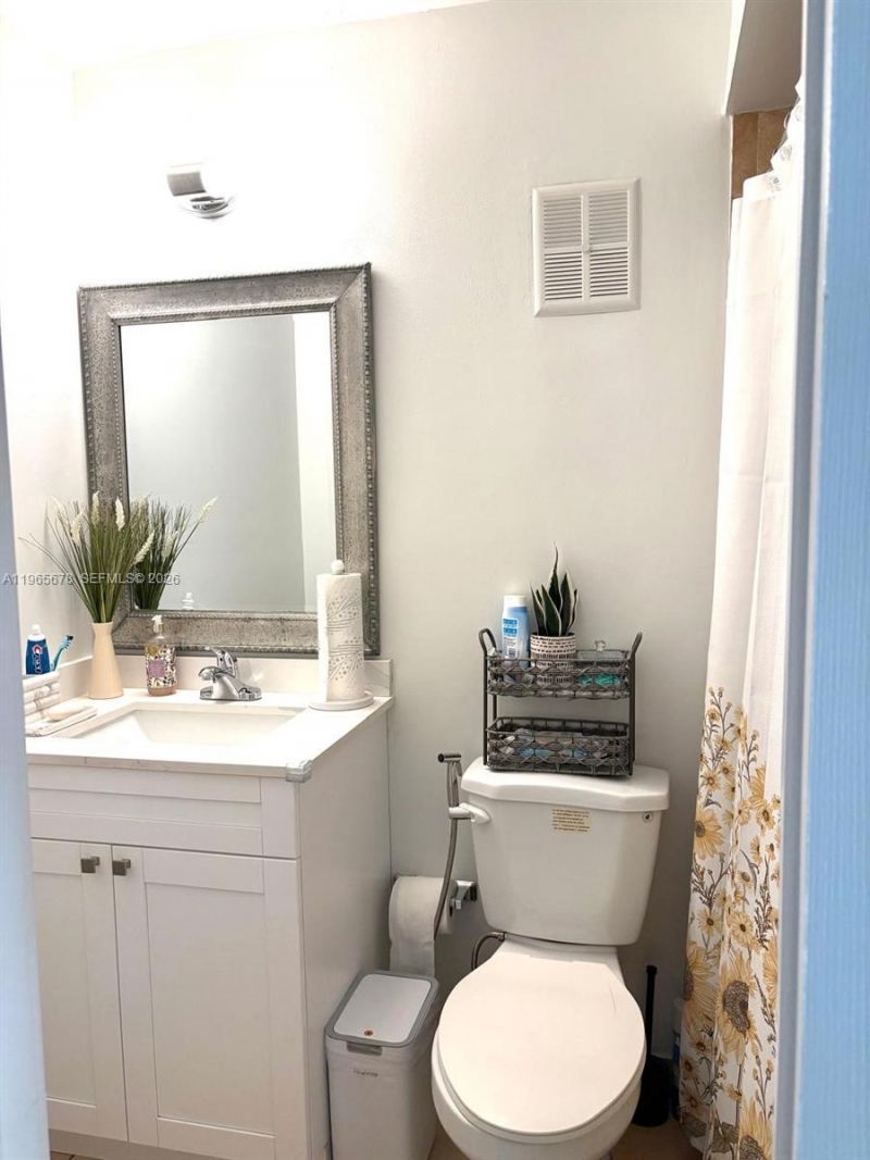 13202 SW 12th Ln, Miami, FL 33184 Photo