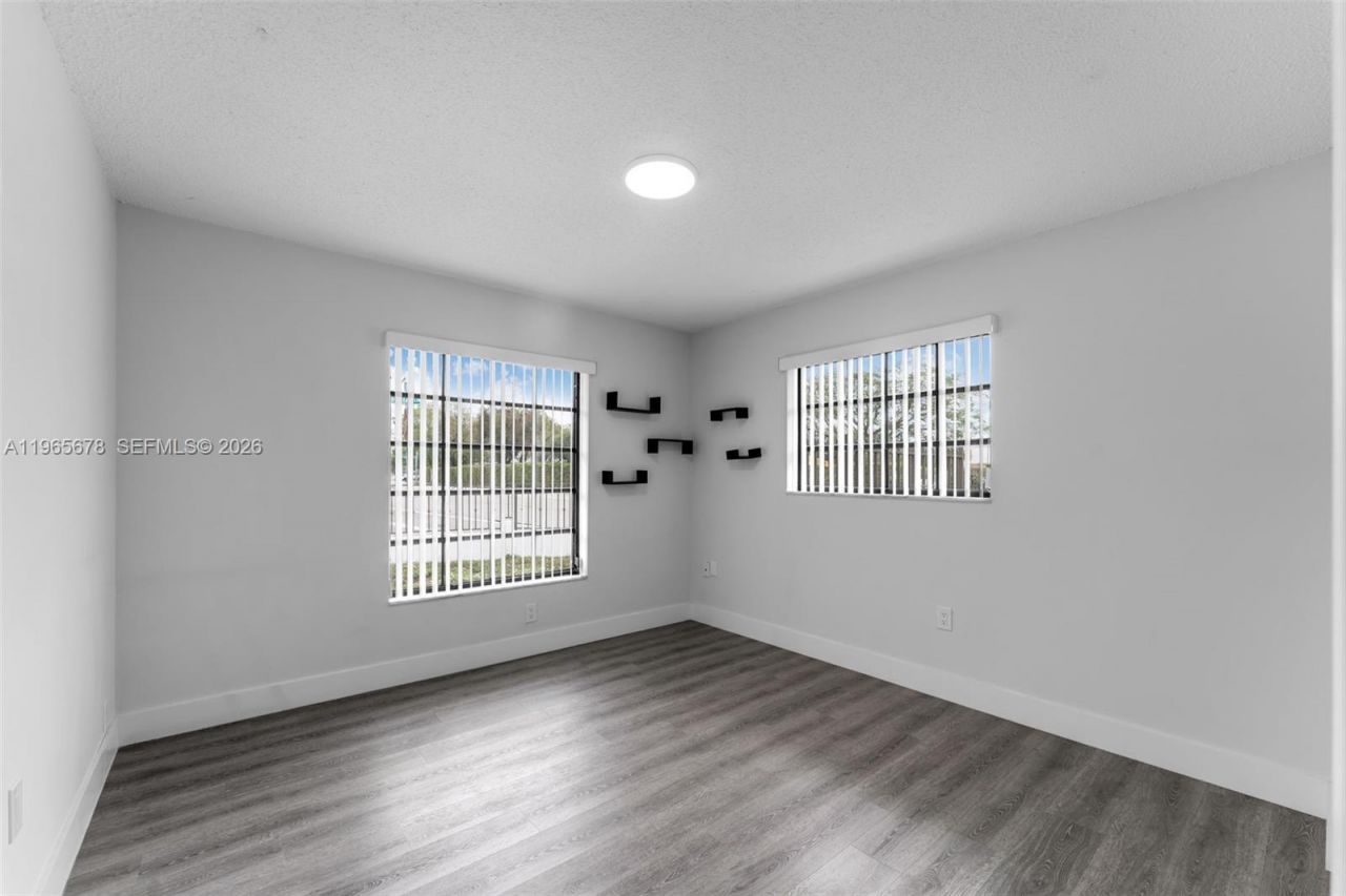 13202 SW 12th Ln, Miami, FL 33184 Photo