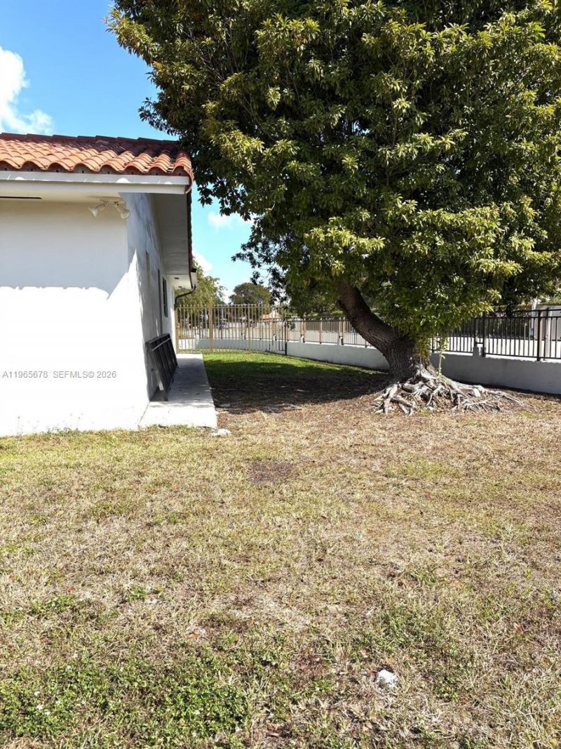 13202 SW 12th Ln, Miami, FL 33184 Photo