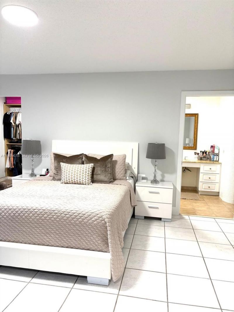 13202 SW 12th Ln, Miami, FL 33184 Photo