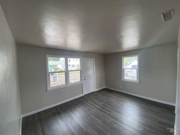 3885 W Pershing, Boise, ID 83705