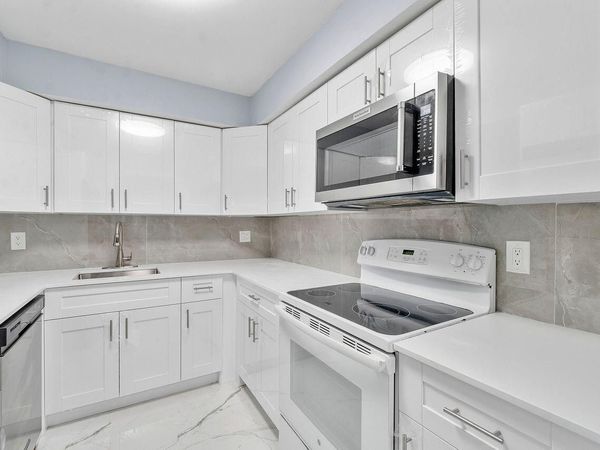 9960 Pineapple Tree Drive, Unit 107, Boynton Beach, FL 33436