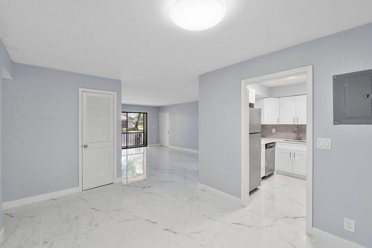 9960 Pineapple Tree Drive, Unit 107, Boynton Beach, FL 33436 Photo