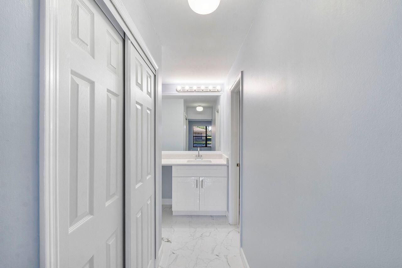 9960 Pineapple Tree Drive, Unit 107, Boynton Beach, FL 33436 Photo