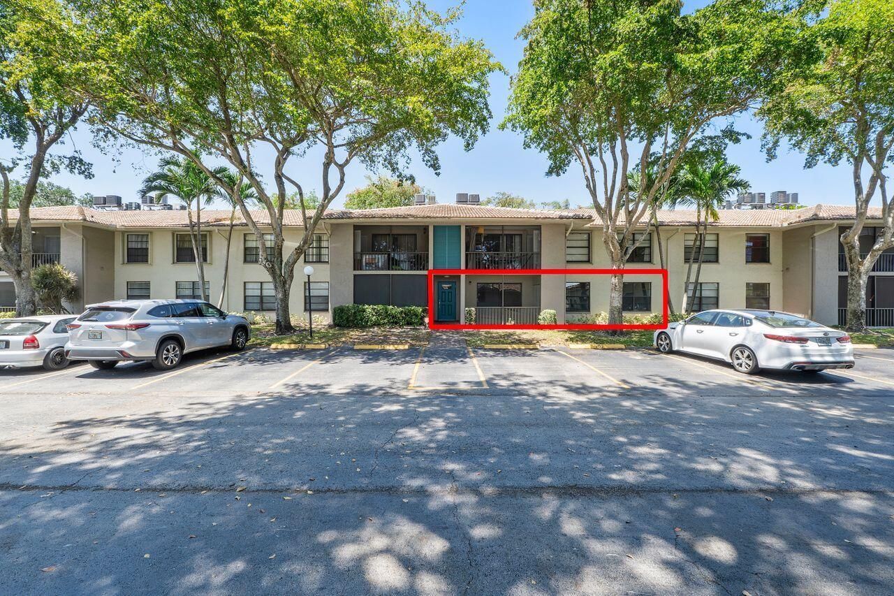 9960 Pineapple Tree Drive, Unit 107, Boynton Beach, FL 33436 Photo