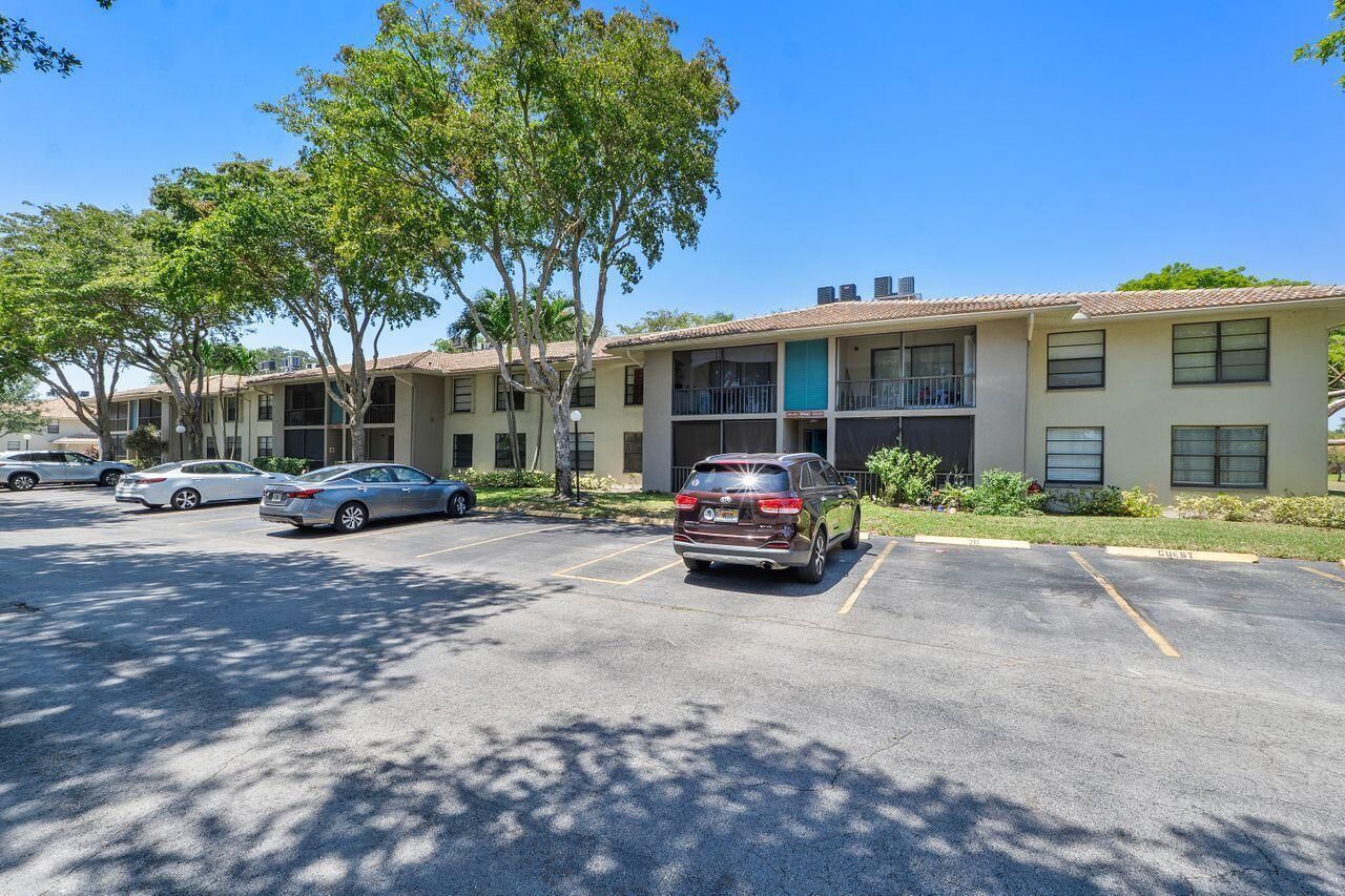 9960 Pineapple Tree Drive, Unit 107, Boynton Beach, FL 33436 Photo
