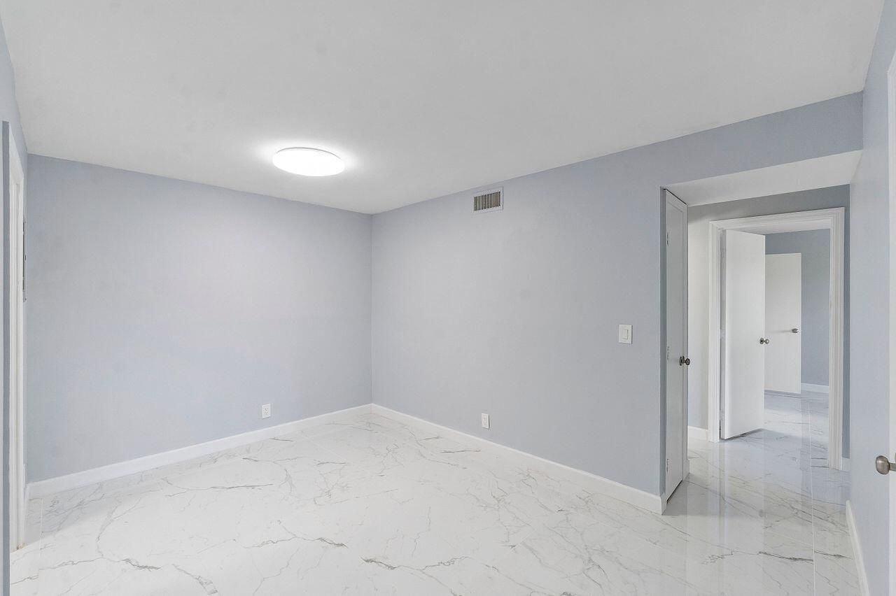 9960 Pineapple Tree Drive, Unit 107, Boynton Beach, FL 33436 Photo