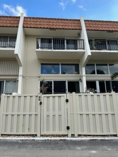 5555 N Ocean Boulevard, Unit 45, Lauderdale by the Sea, FL 33308 Photo