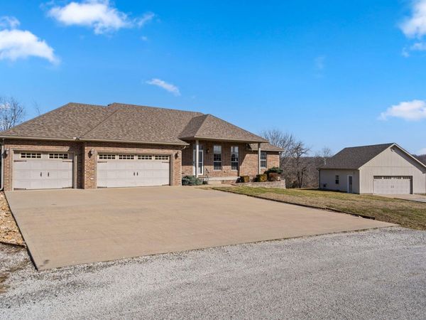19419 Stone Meadow Trail, Warsaw, MO 65355