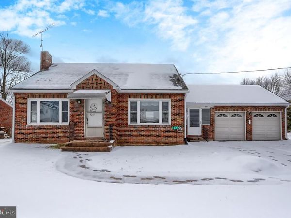 678 LITTLESTOWN ROAD, LITTLESTOWN, PA 17340