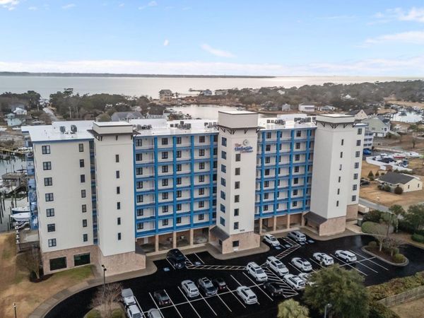 4425 Arendell Street, Unit 606, Morehead City, NC 28557