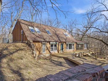 9246 Albany Road, Orrick, MO 64077