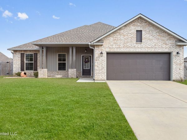 10318 Patrick Drive, Gulfport, MS 39503